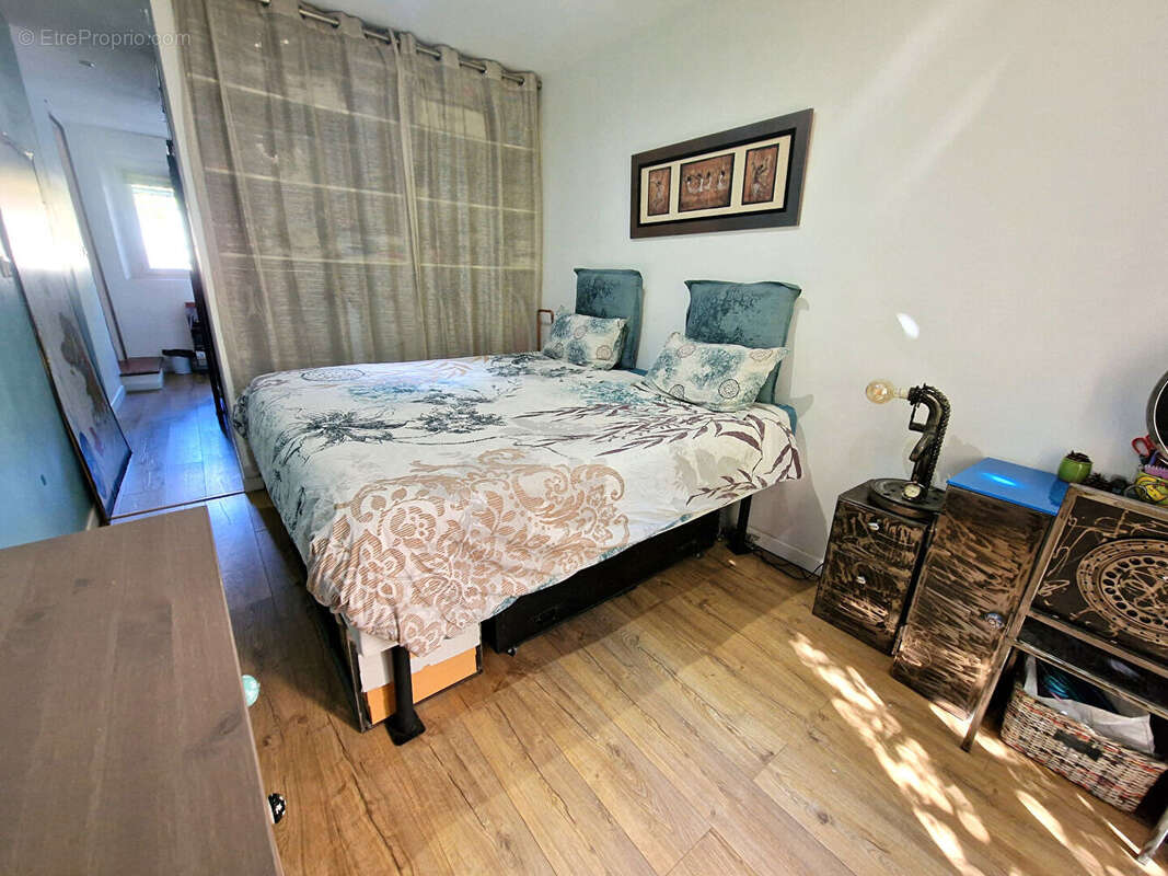 Appartement à MARSEILLE-12E