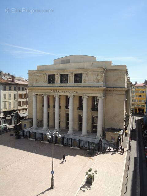 Appartement à MARSEILLE-1E