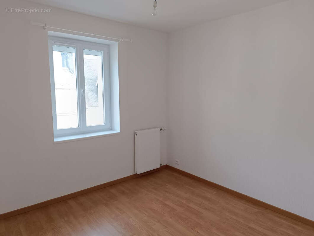 Appartement à CARHAIX-PLOUGUER
