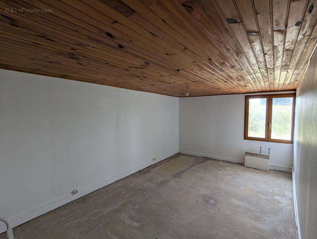 Propriété (corps de ferme) 360m2 au sol  à rénover - photo 10