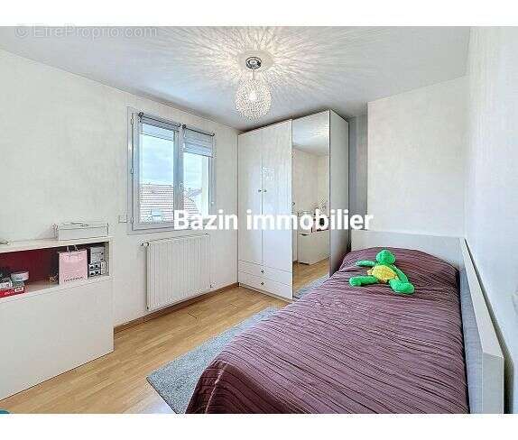 Maison à VIRY-CHATILLON