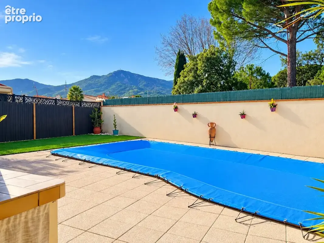 Villa avec piscine à Saint-Genis-des-Fontaines - photo 2