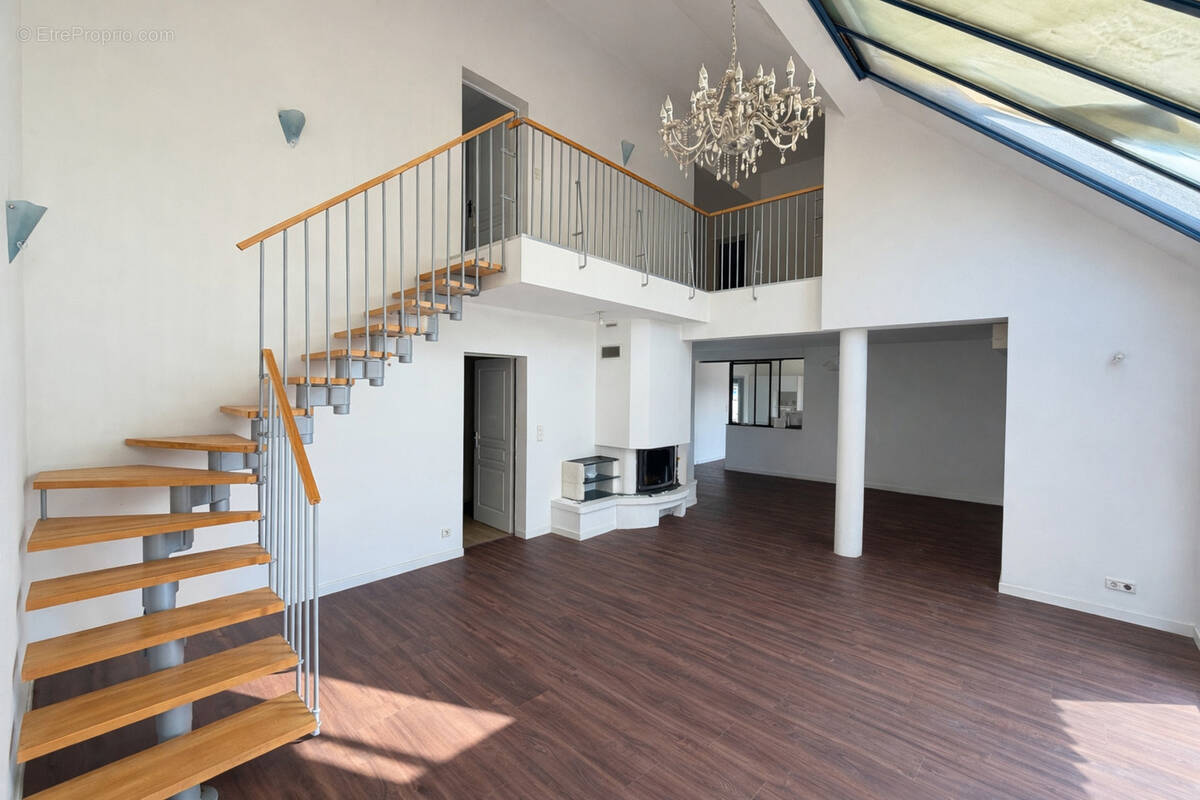 Maison à LAIGNE-EN-BELIN