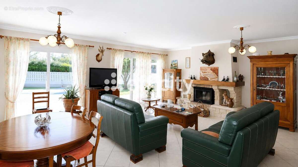 Maison 154 m² à Meschers-Sur-Gironde  - photo 3