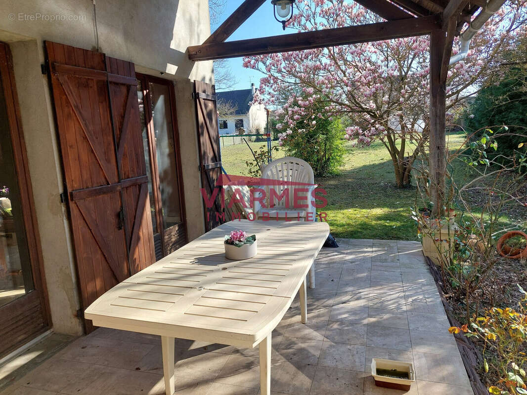 Maison 138 m² à Asnieres-Sur-Oise  - photo 2