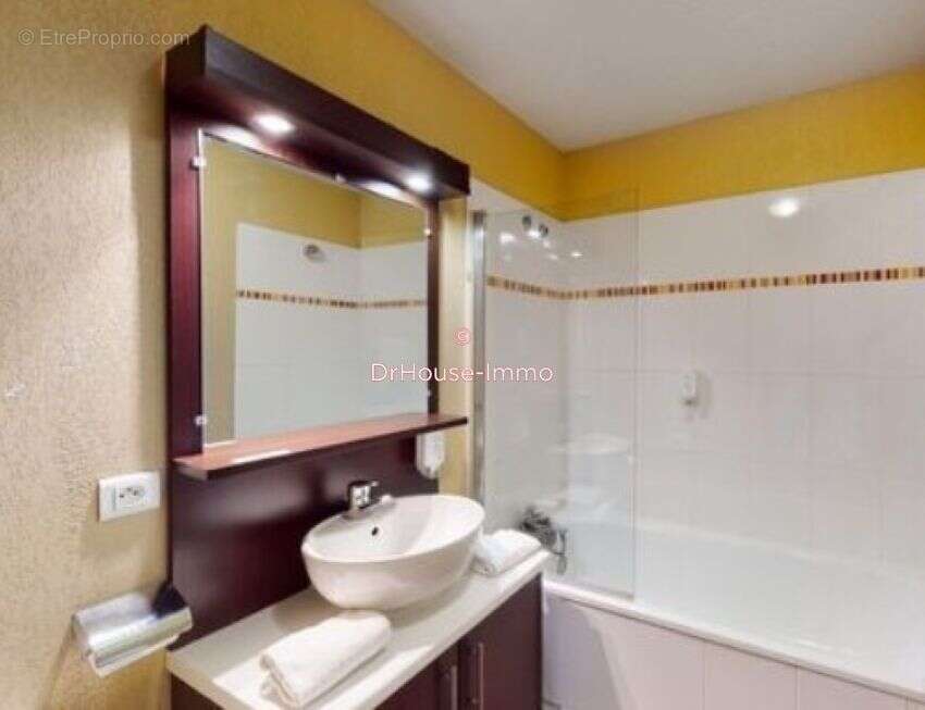 Appartement à SIX-FOURS-LES-PLAGES