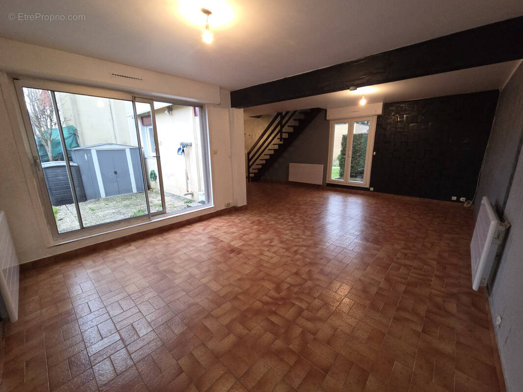 Appartement à CHARLEVILLE-MEZIERES