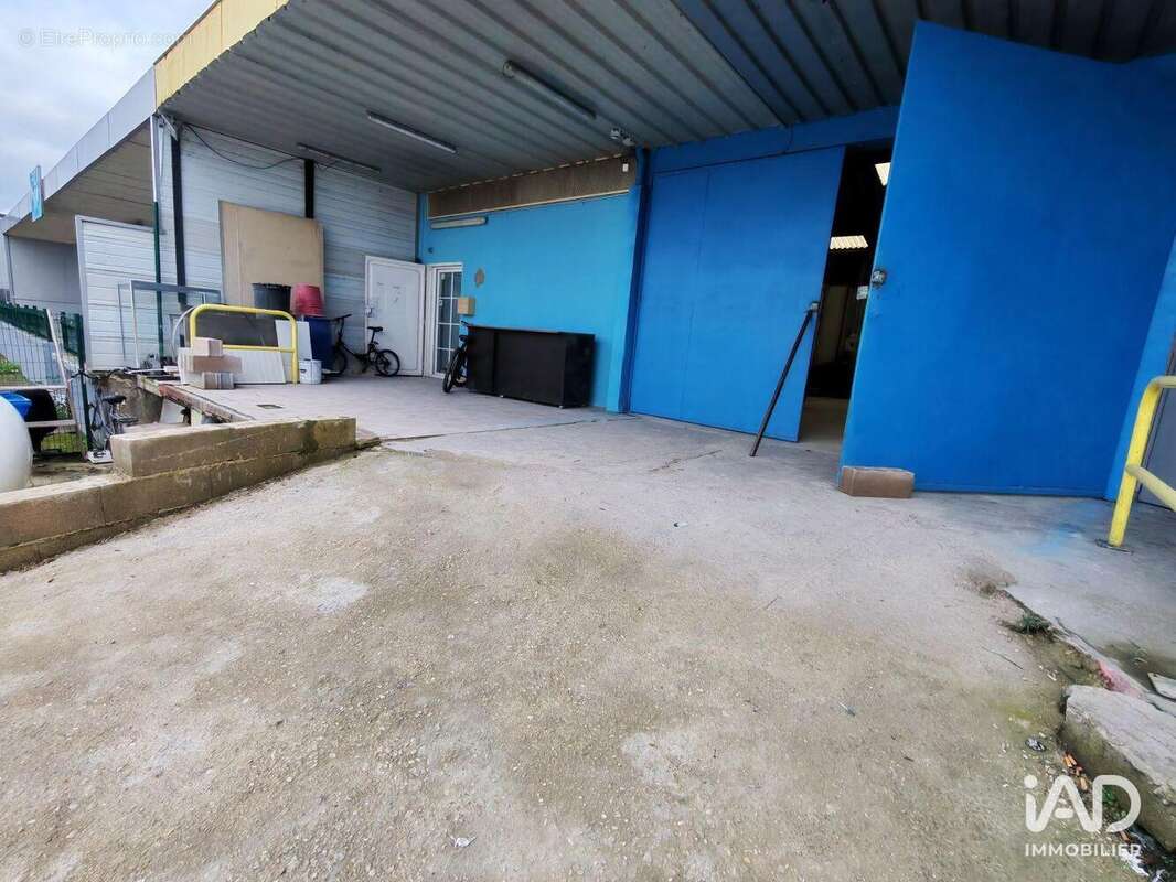 Photo 2 - Commerce à METZ