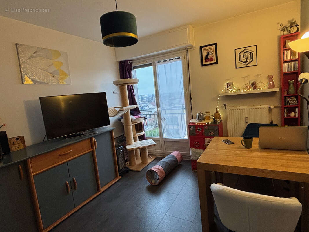 Appartement à CHENOVE