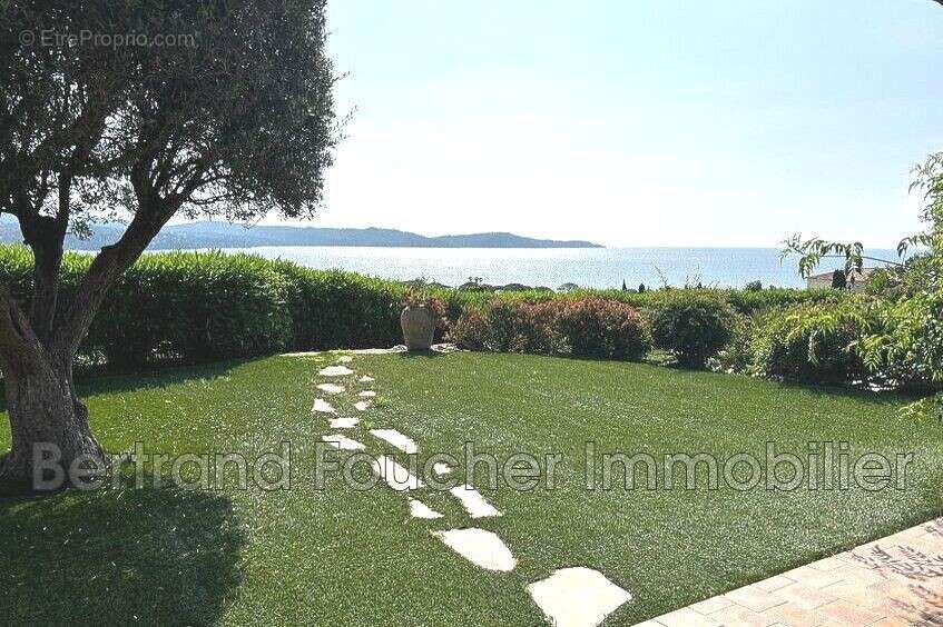 Maison à CAVALAIRE-SUR-MER