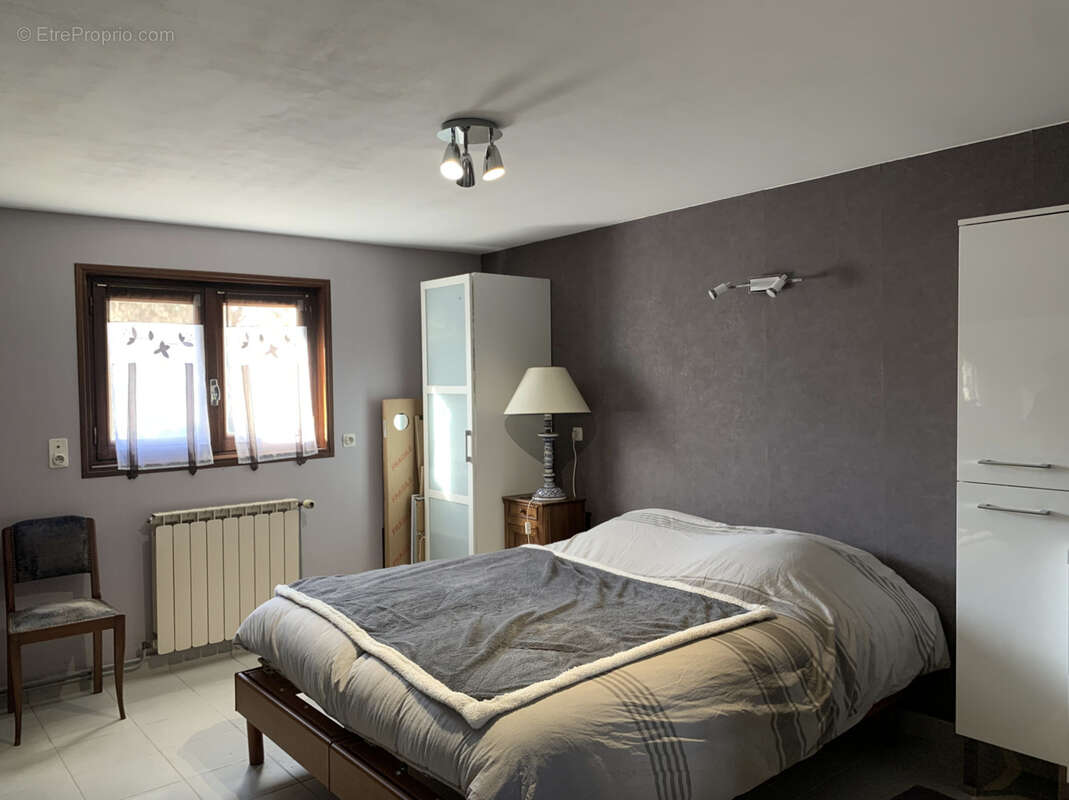 Maison à LA VERPILLIERE