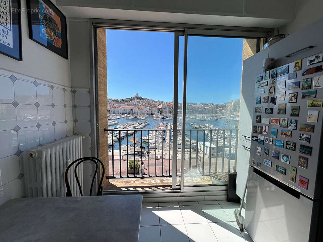 Appartement à MARSEILLE-2E