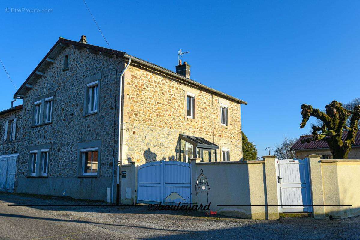 Maison à RILHAC-RANCON