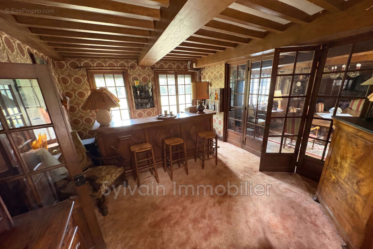 Maison 295 m² à Talmontiers  - photo 5