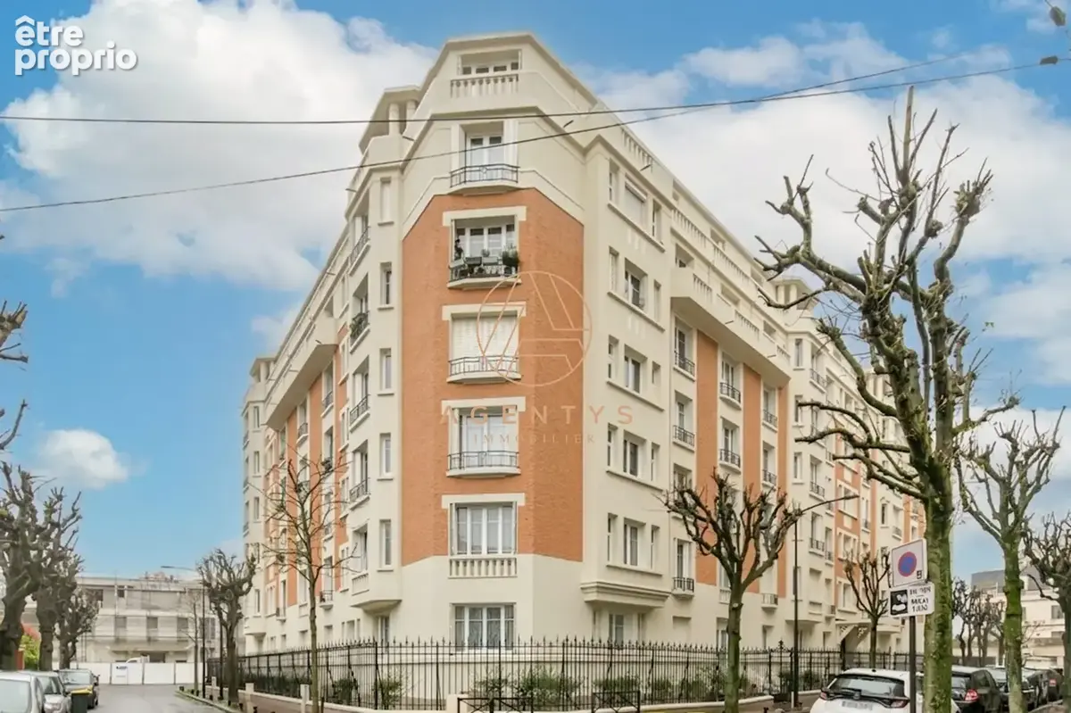 Appartement à SAINT-MAUR-DES-FOSSES