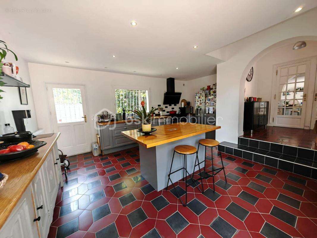 Maison individuelle 5 pièces – Terrain clos de 924 m² - photo 4