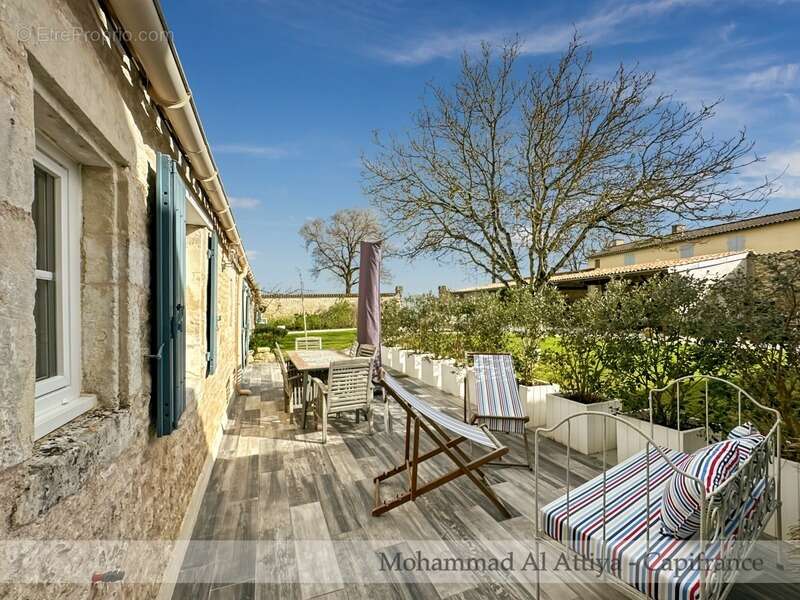 Magnifique propriété familiale avec gîte, studio et piscine à quelques minutes de La Rochelle (17) - photo 30