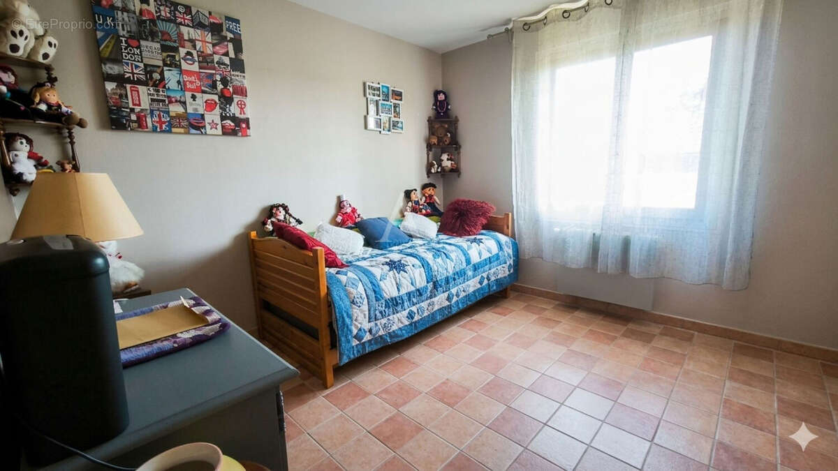 Maison à DISTRE