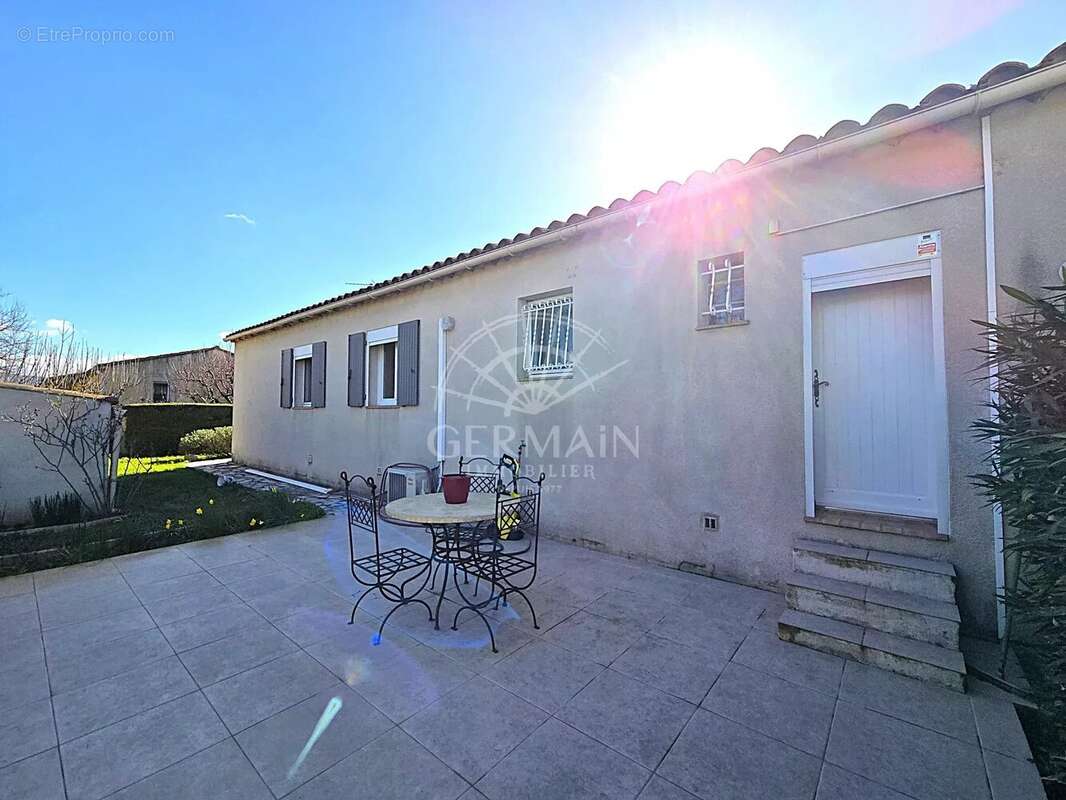 Maison à L'ISLE-SUR-LA-SORGUE