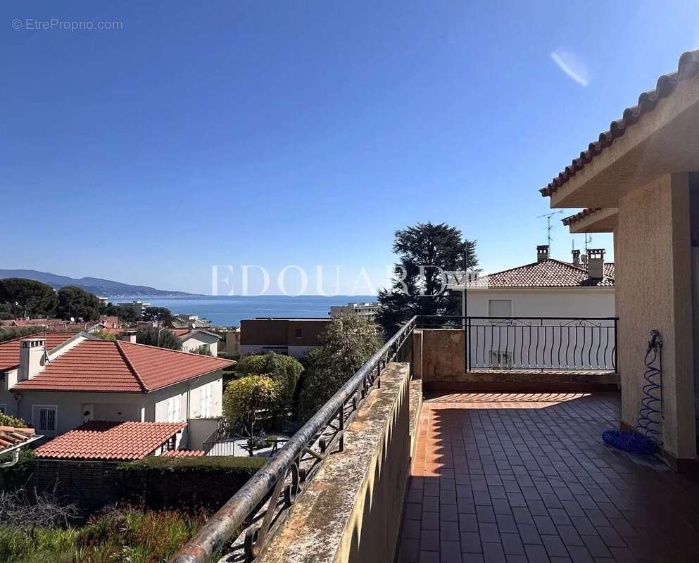 Maison à ROQUEBRUNE-CAP-MARTIN