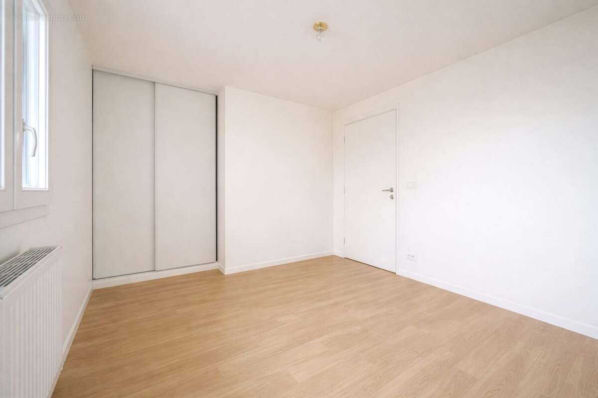 Appartement à FLEURY-SUR-ORNE