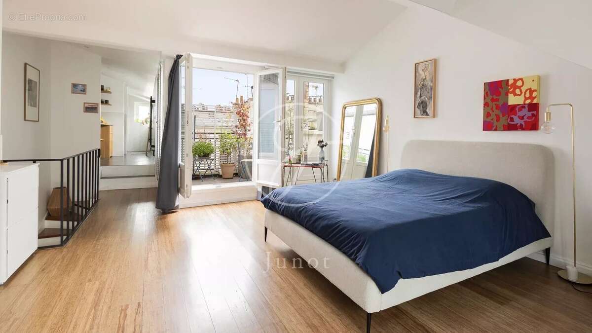Appartement à PARIS-6E