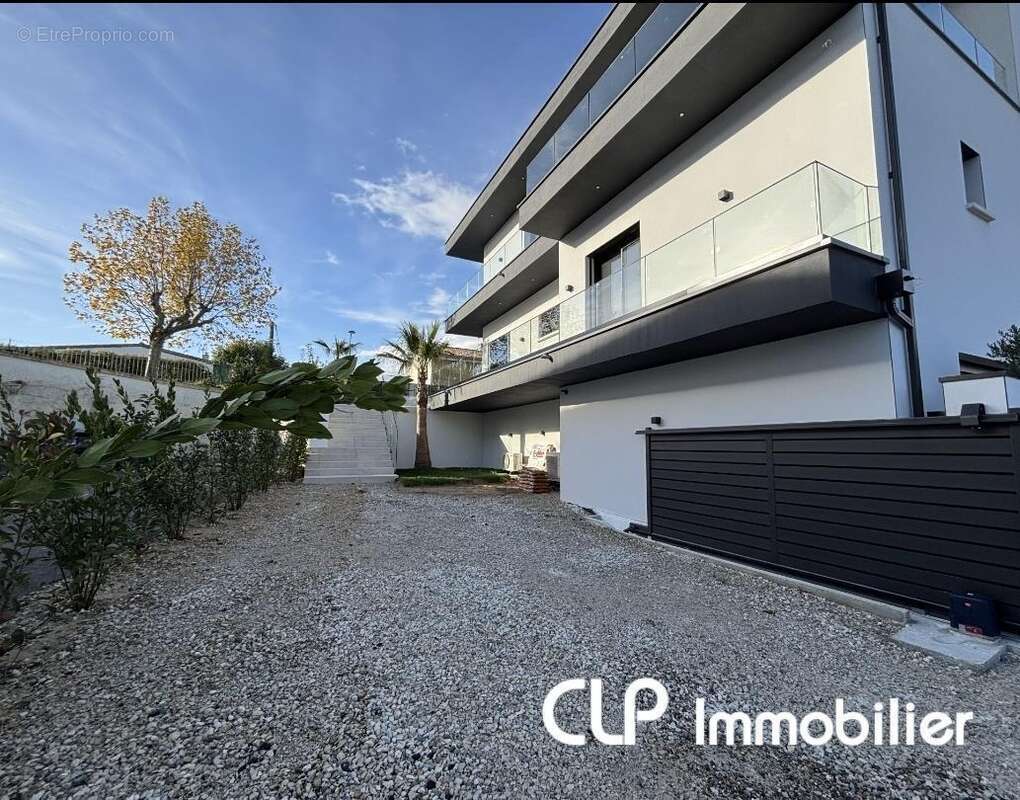 Maison 168 m² à Montelimar  - photo 2