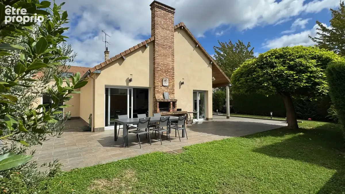 Maison à BOIS-D'ARCY