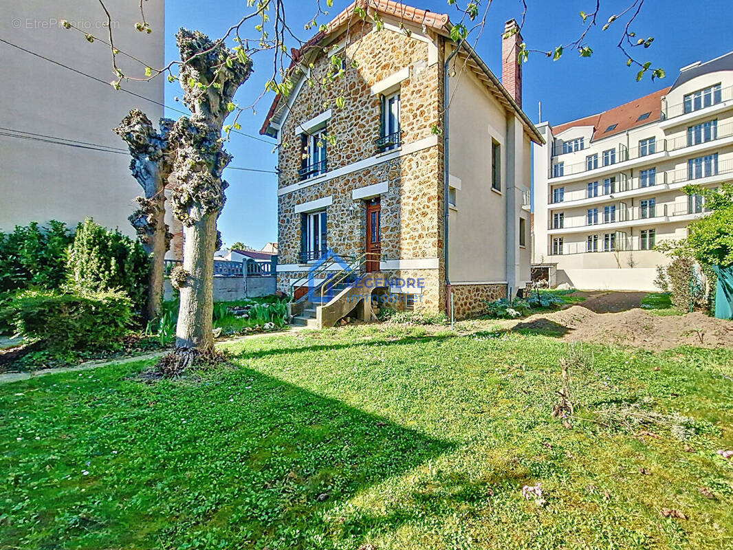 Maison à CORMEILLES-EN-PARISIS
