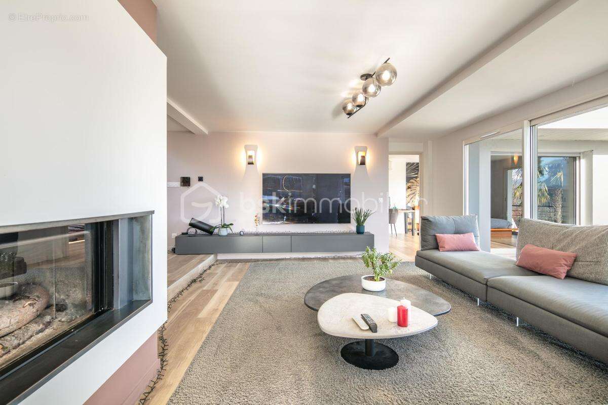 Maison à VARCES-ALLIERES-ET-RISSET