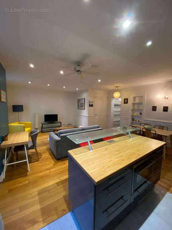 Appartement à PARIS-12E