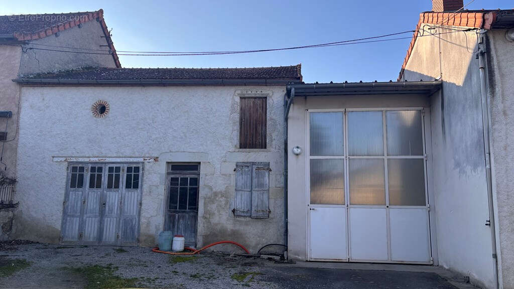 Maison à SAINT-POURCAIN-SUR-SIOULE