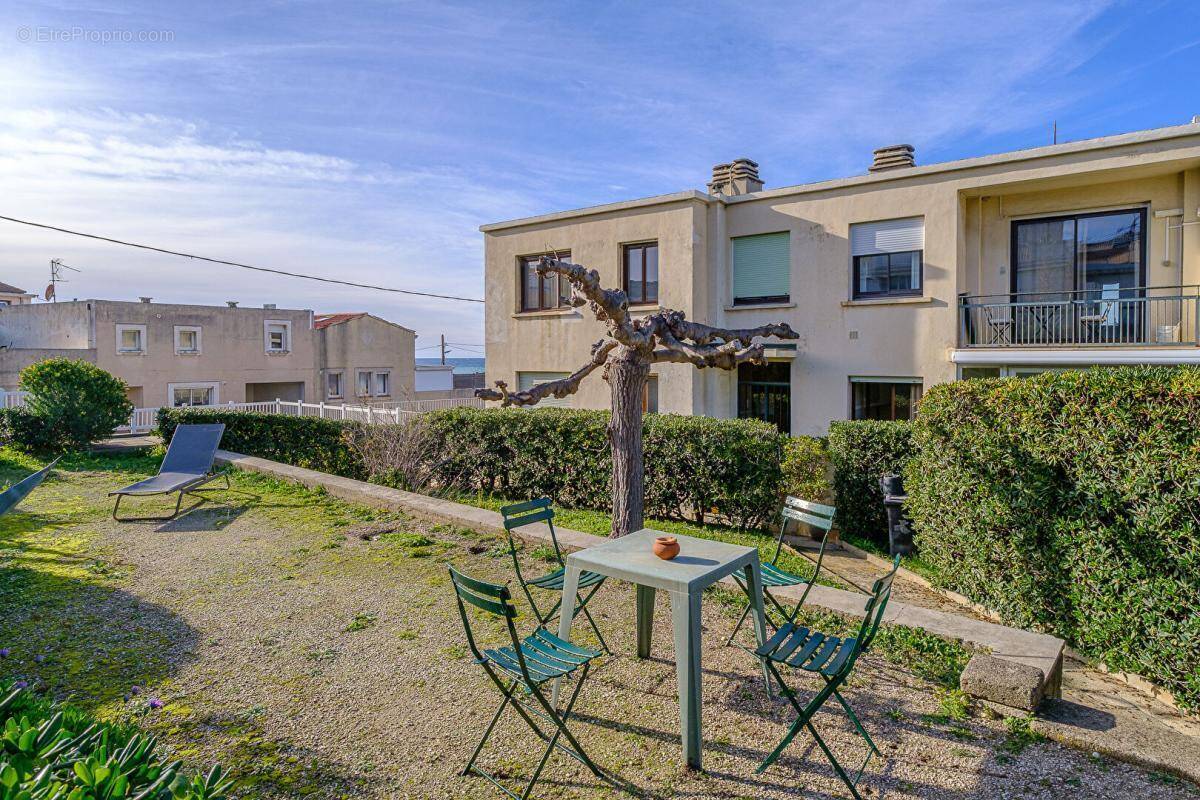 Appartement à MARSEILLE-8E