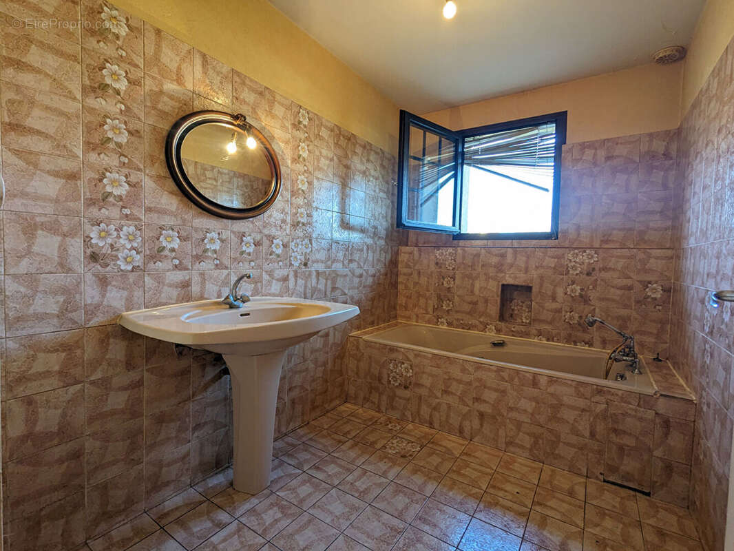 Maison à MAGNY-SUR-TILLE