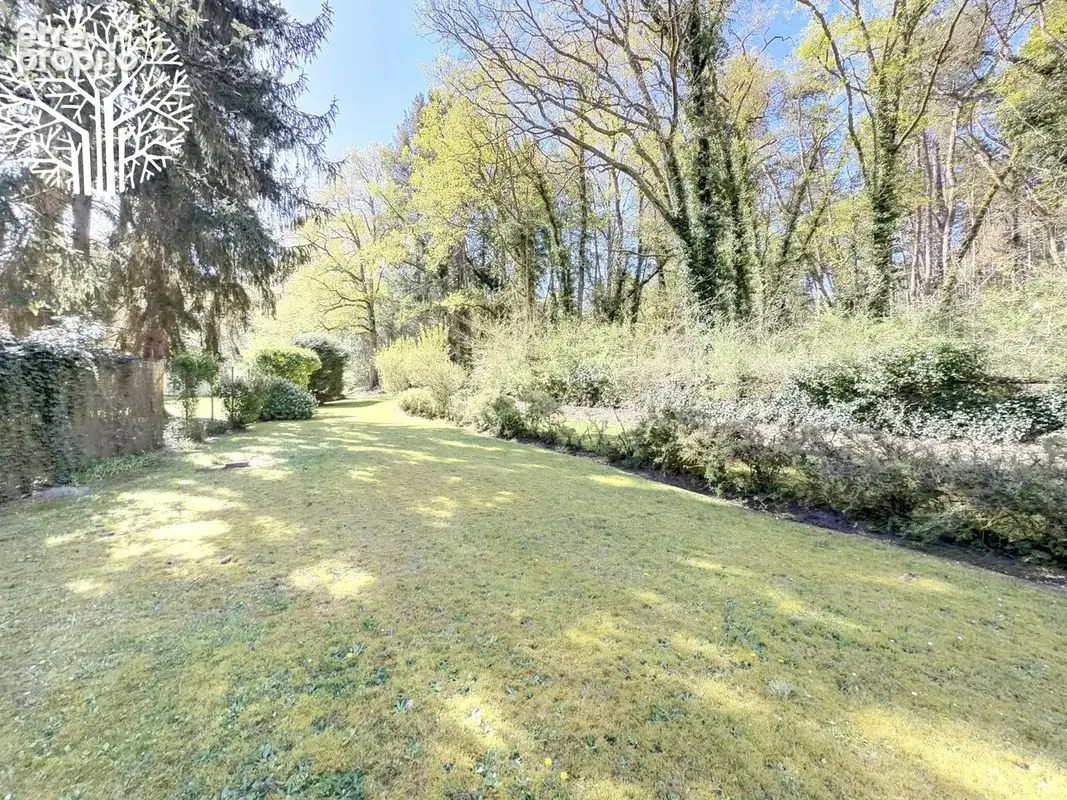 Maison familiale à vendre en lisière de forêt   lumineuse   4 chambres   garage   terrain 900 m2 - photo 4