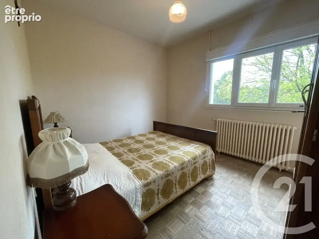 Maison 5 pièces 129 m² à vendre à Saint-Aigulin (17360) - photo 5