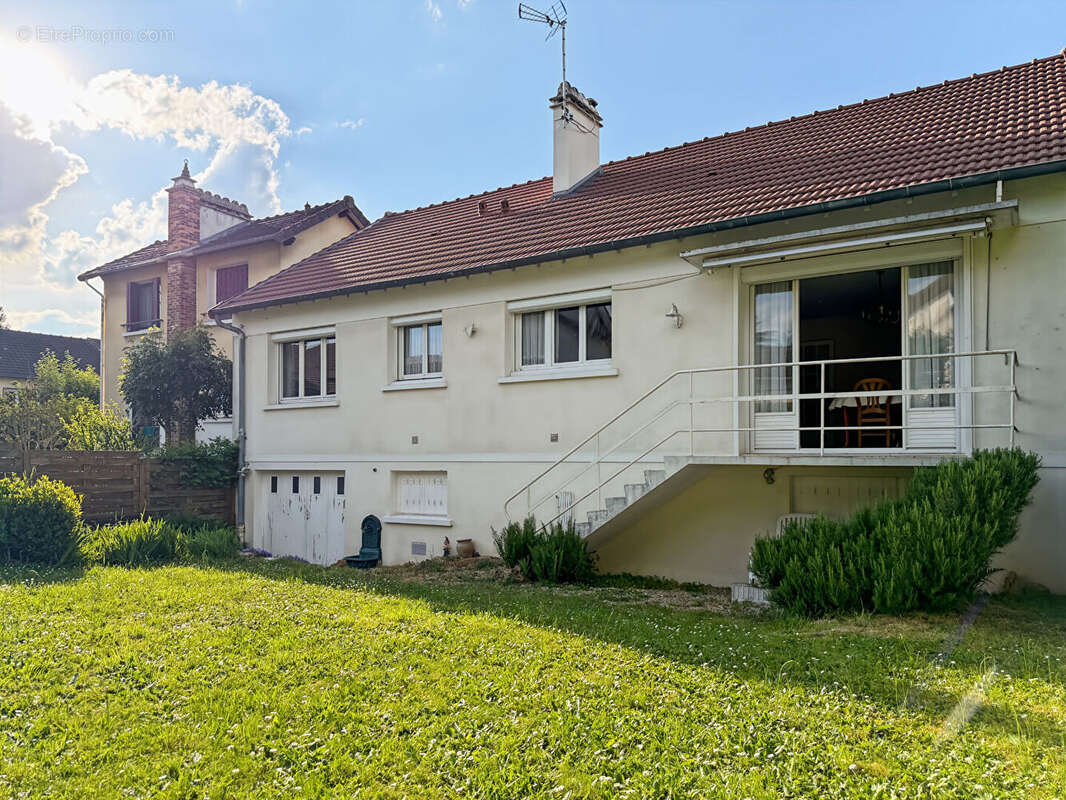 Maison à VILLEBON-SUR-YVETTE