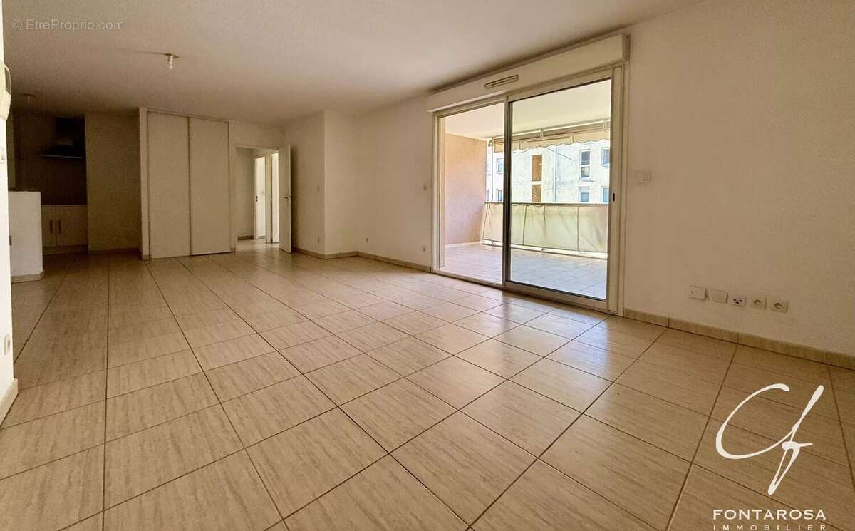Appartement à SAINT-RAPHAEL