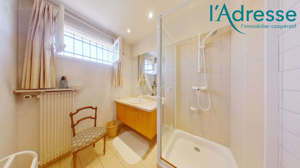 Maison à CHAMPS-SUR-MARNE