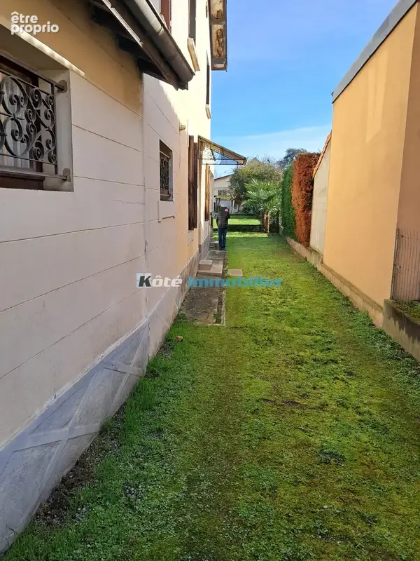 Tarbes maison de ville sur 1 etage avec cour interieure et garage - photo 13