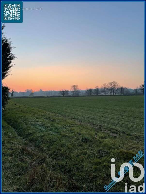 Photo 3 - Terrain à GARNAT-SUR-ENGIEVRE