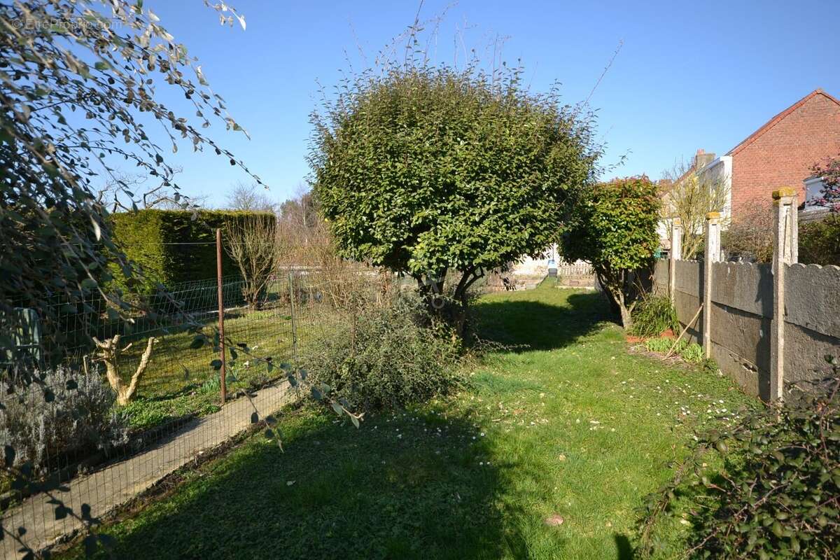 Maison à HAZEBROUCK