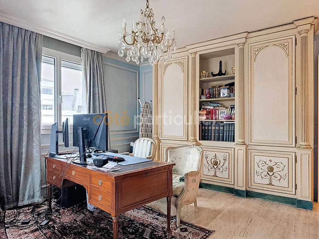 Appartement à PARIS-12E