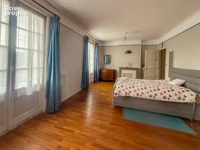 Immeuble d'habitation et de rapport en centre-ville - photo 11