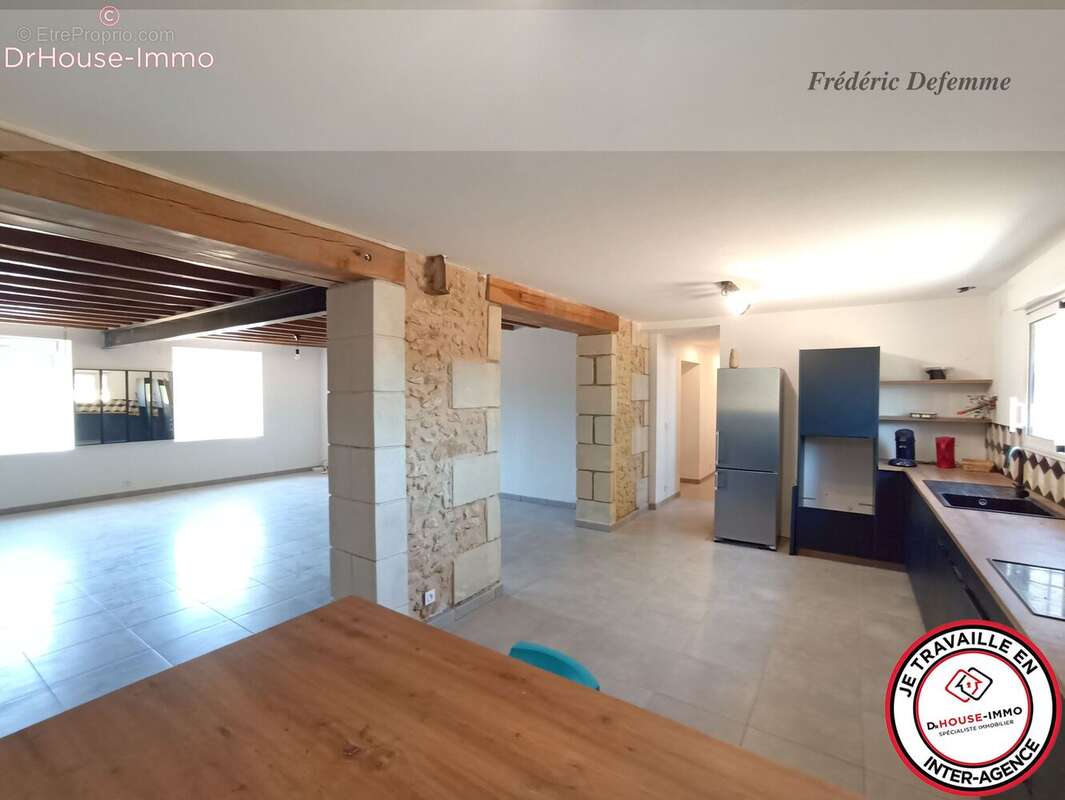 Maison 5 pièces 158 m² à vendre à Beaumont-La-Ronce (37360) - photo 3
