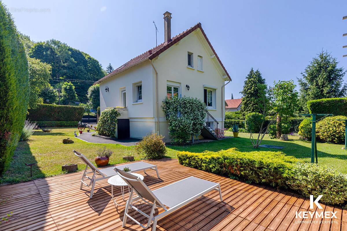 Maison à PRESLES