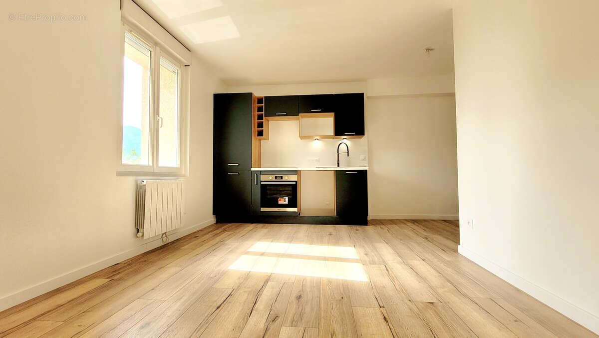 Appartement à AIX-LES-BAINS