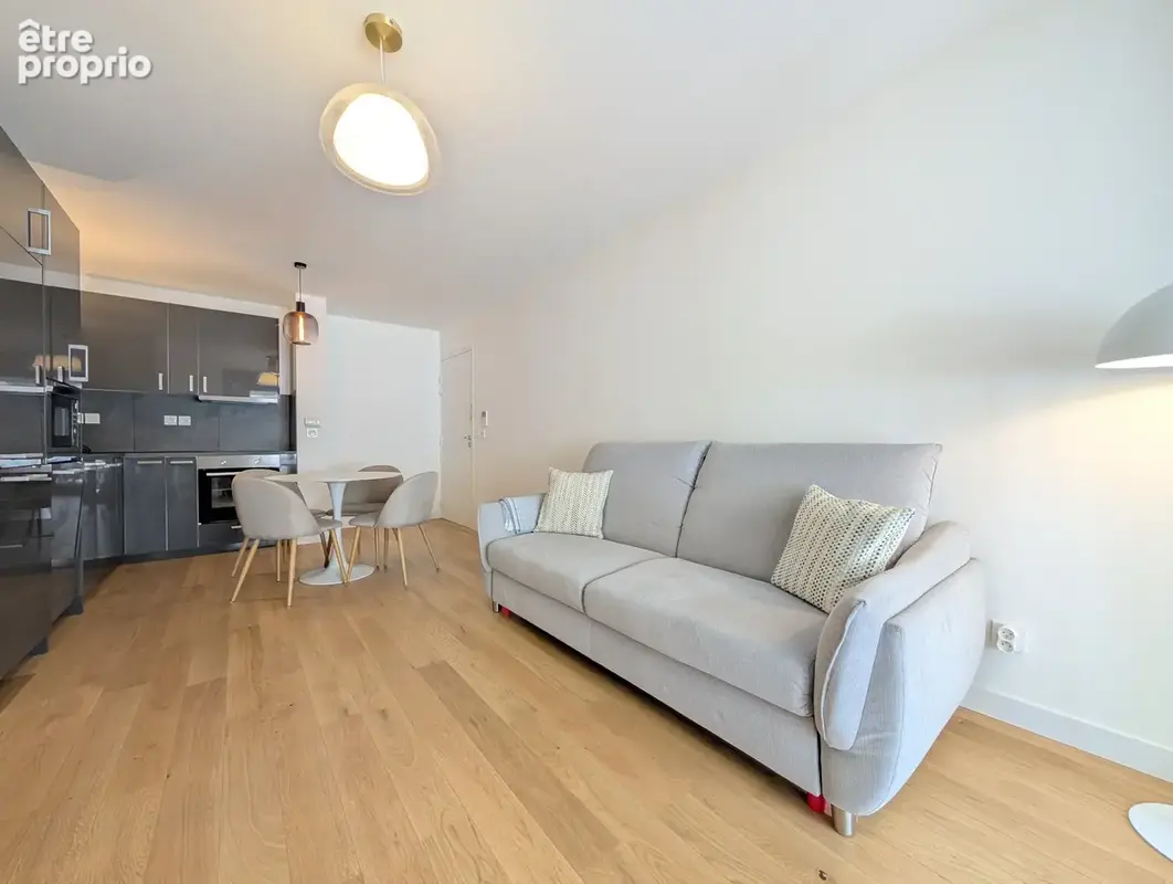Appartement à MARSEILLE-5E