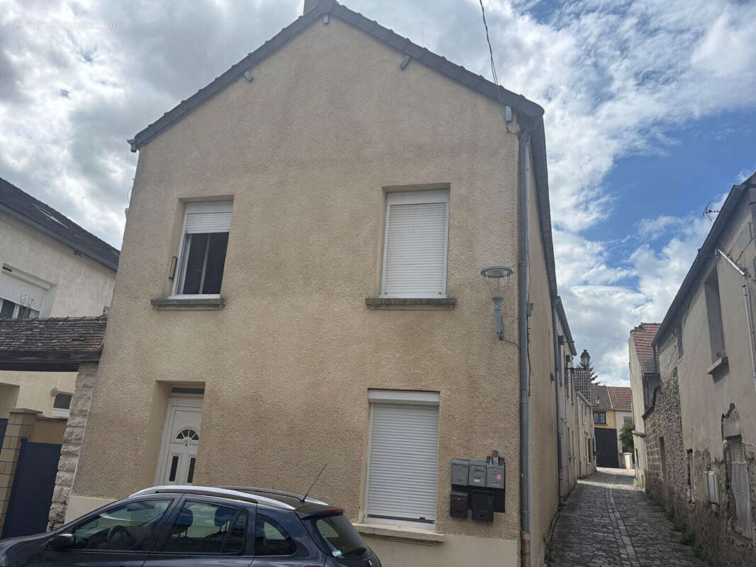 Appartement à PORCHEVILLE