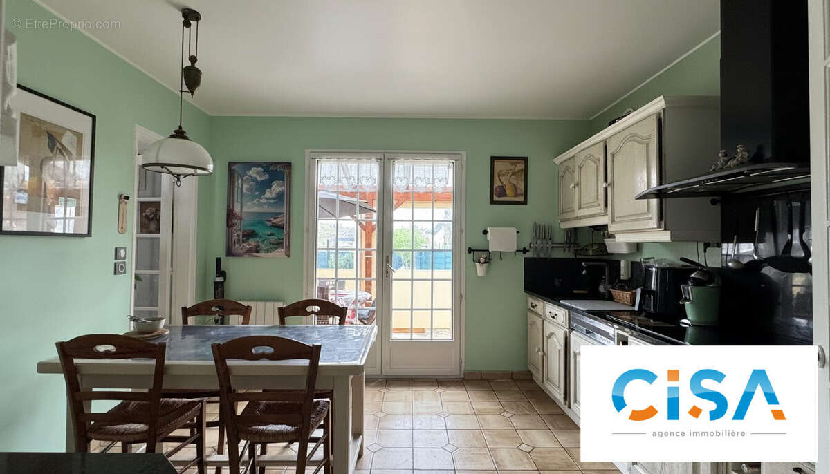 Maison à LACROIX-SAINT-OUEN